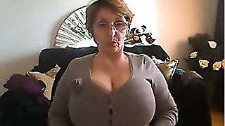 Hot Big Busty Mature Show Your Sexy Body